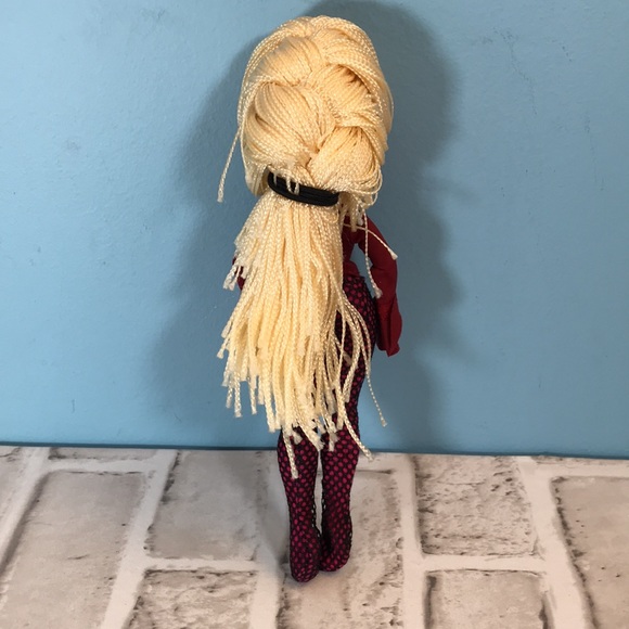 L.O.L. Surprise OMG Swag doll - Picture 2 of 4